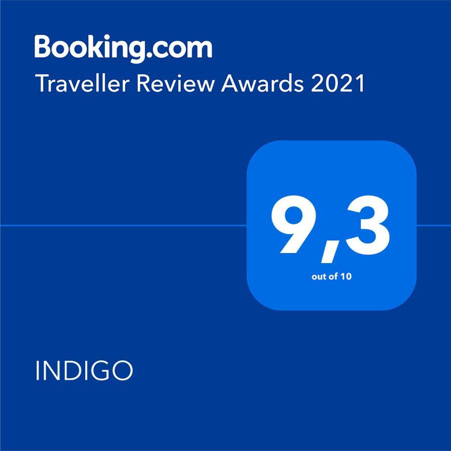 Indigo Cassis Exterior foto