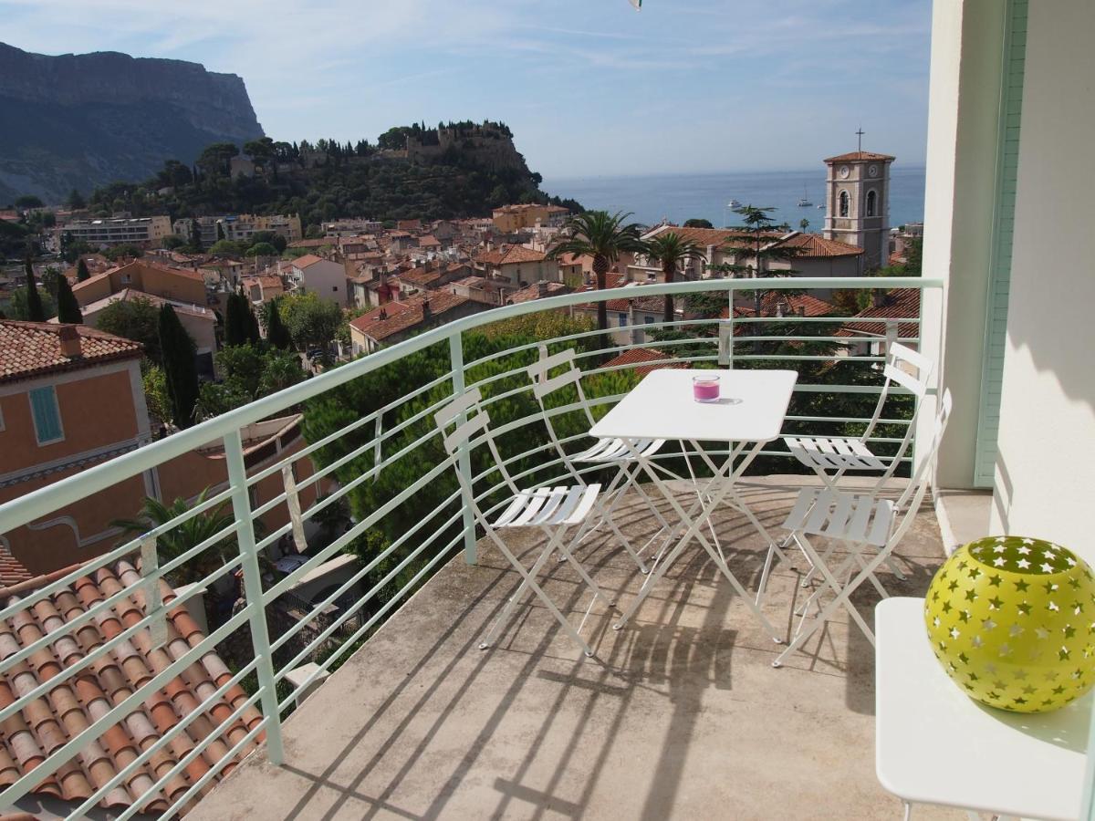 Indigo Cassis Exterior foto